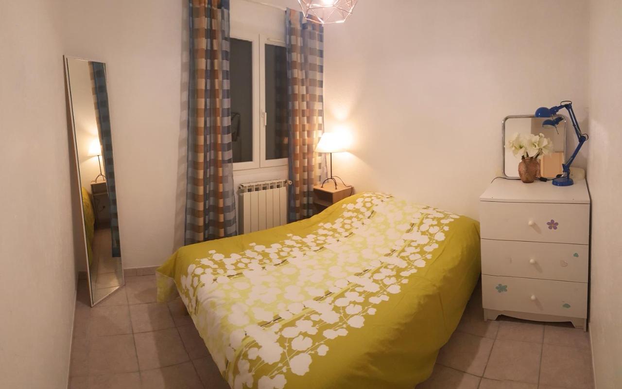 Cosy Room In The Centre Saint-Laurent-du-Var Exterior photo